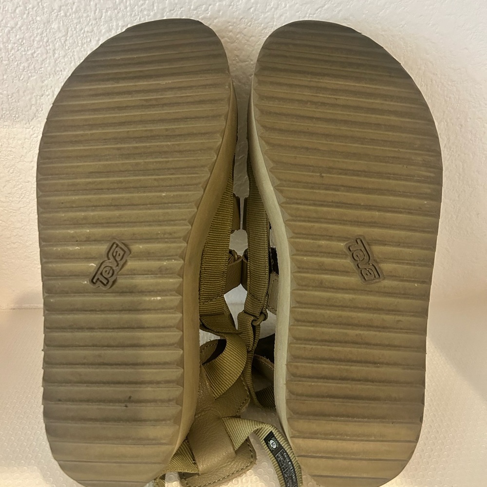Teva Flatform Mevia Sandal Olive 9 - Picture 3 of 3